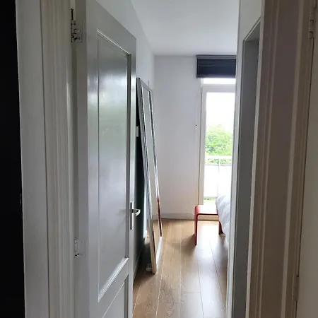 Apartment Bright And Spacious In Quiet Place Voorburg