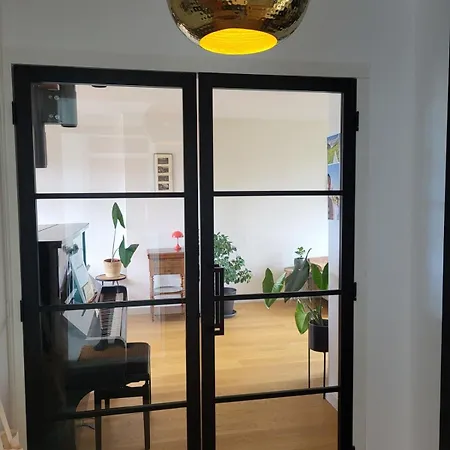 Bright And Spacious In Quiet Place * Voorburg