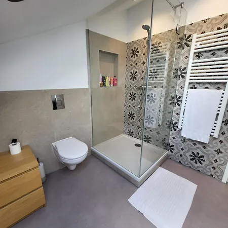 Bright And Spacious In Quiet Place Voorburg