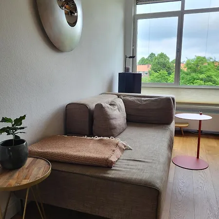 Bright And Spacious In Quiet Place Voorburg
