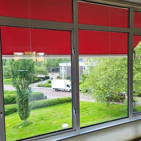 Bright And Spacious In Quiet Place Voorburg
