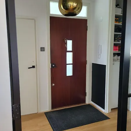 Bright And Spacious In Quiet Place Apartment Voorburg